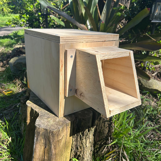 Kookaburra Nest Box Exterior Use