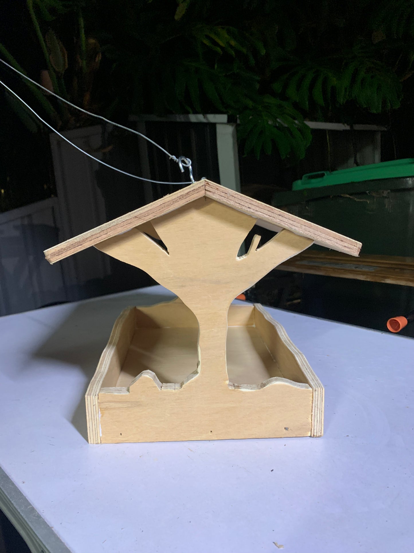 Bird feeder exterior use