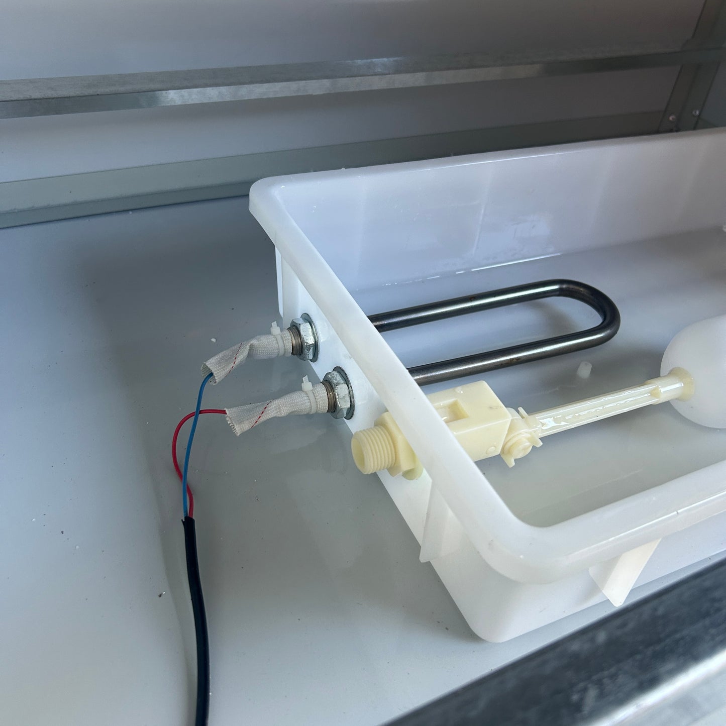 Insulated Cabinet Incubator