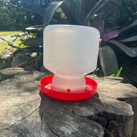 Poultry Quail Drinker 1.5l red