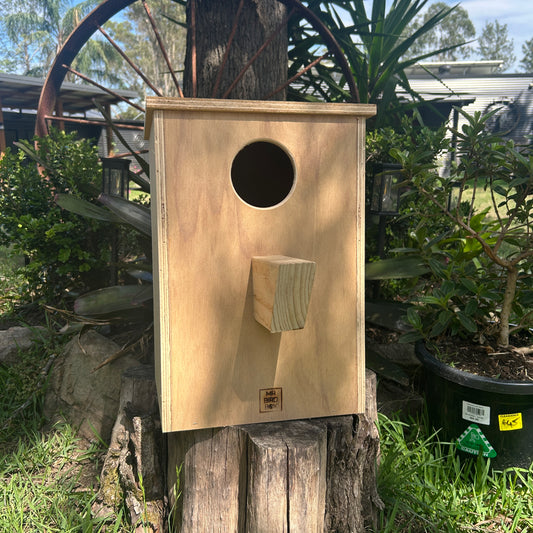 Parrot nest box large - premium all weather use