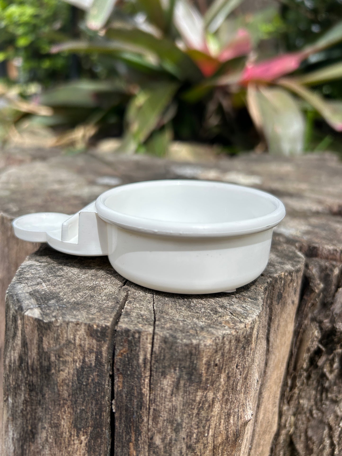 Egg and Biscuit Feeder