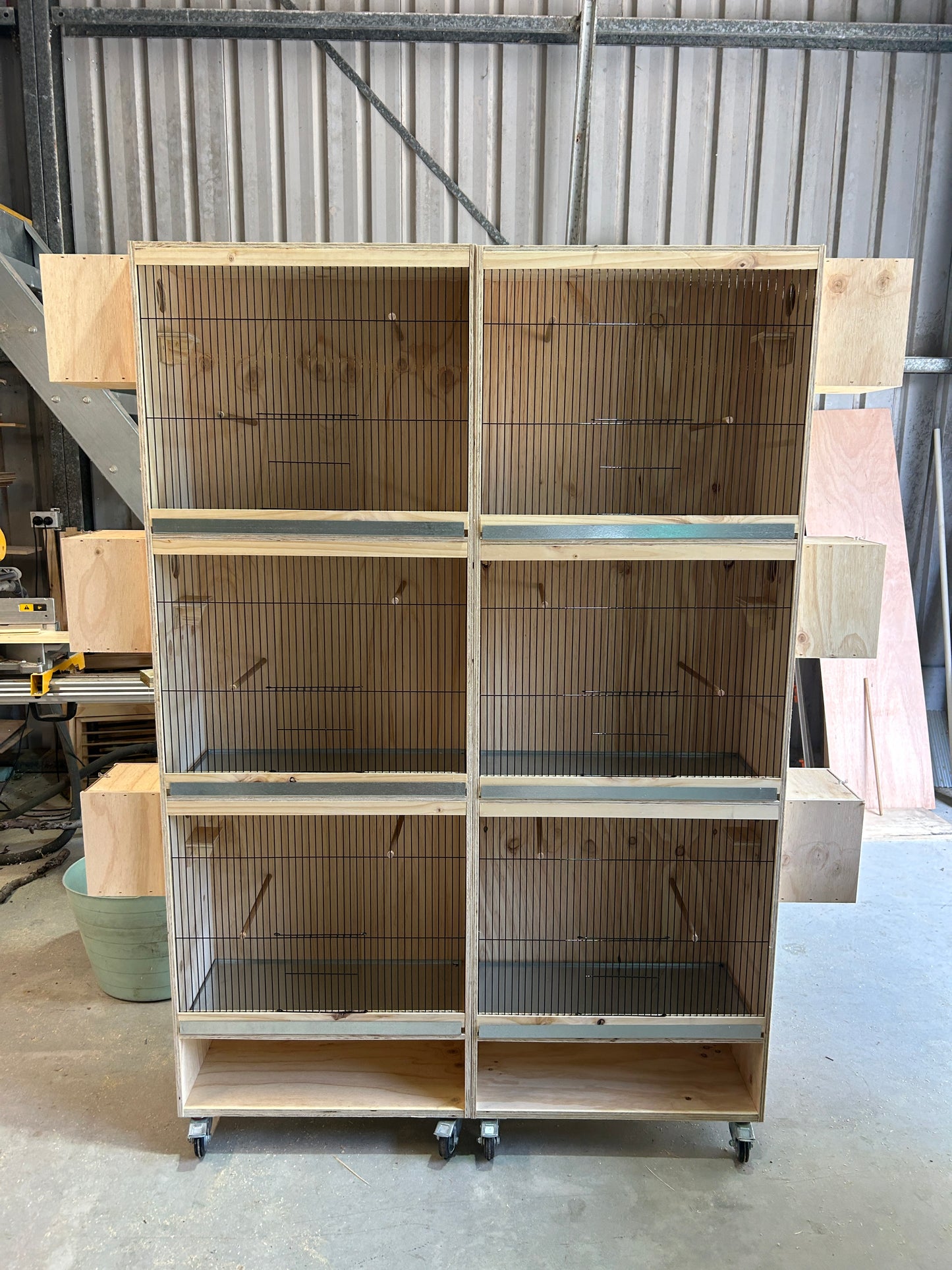 Breeding Cabinet With External Nest Box