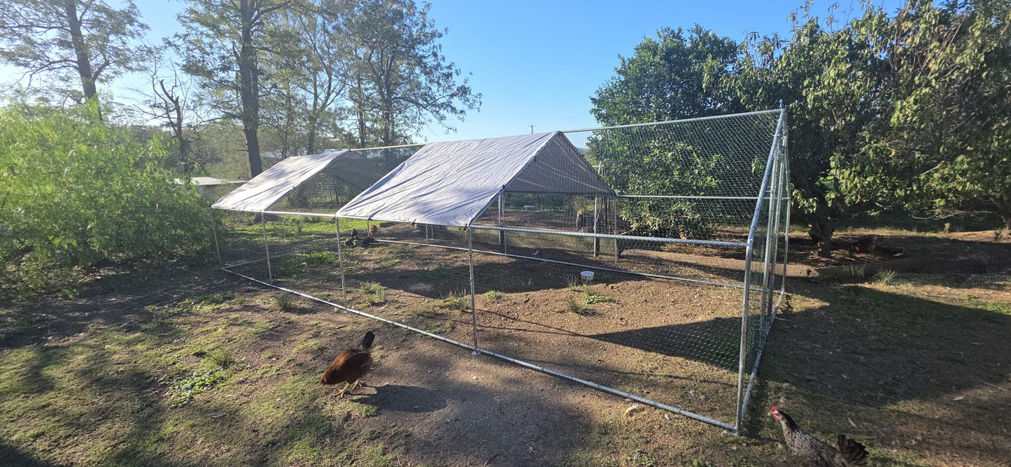 Chicken coop 8 x 3 x 1.95m