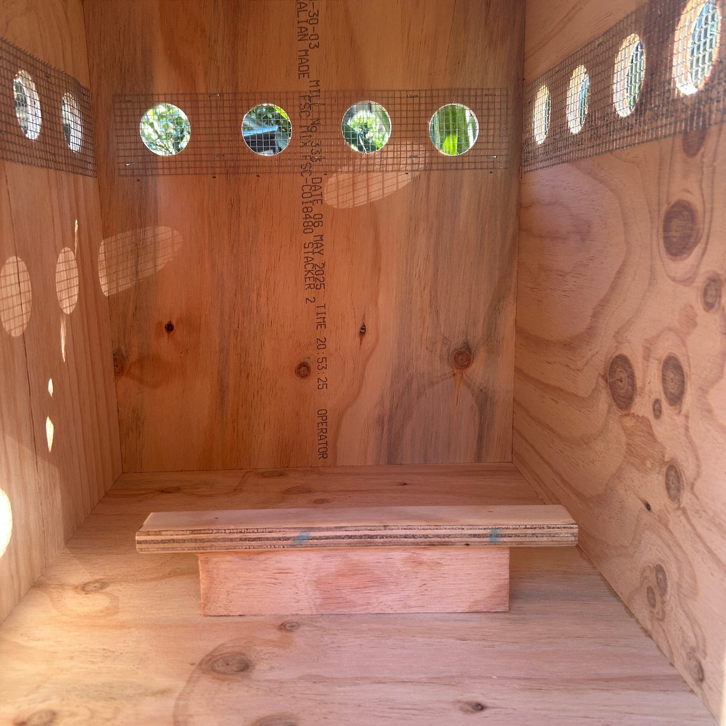 Bird Freight Boxes - Airline Compliant