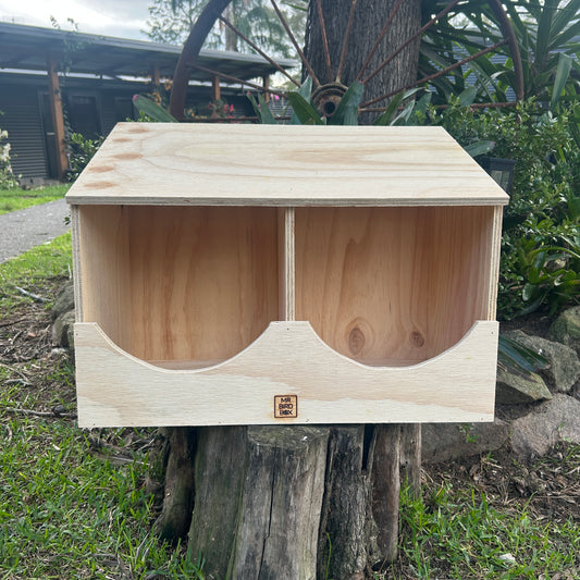 Chicken nest box
