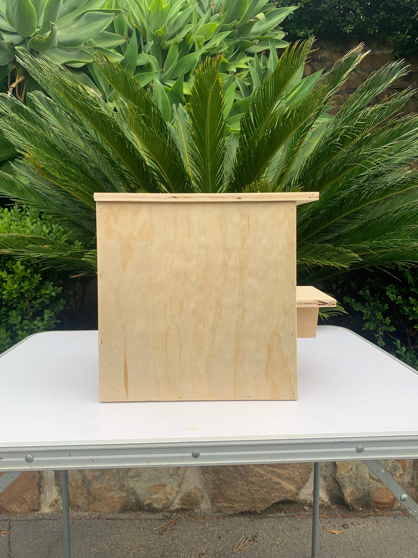 Parrot nest box - medium