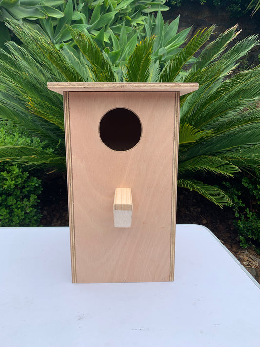 Parrot nest box large - premium all weather use