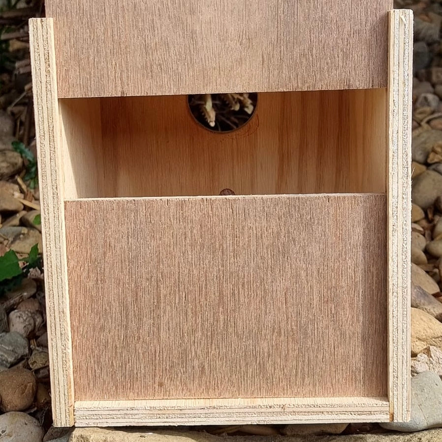 Parrotlet nest box small - cage mount