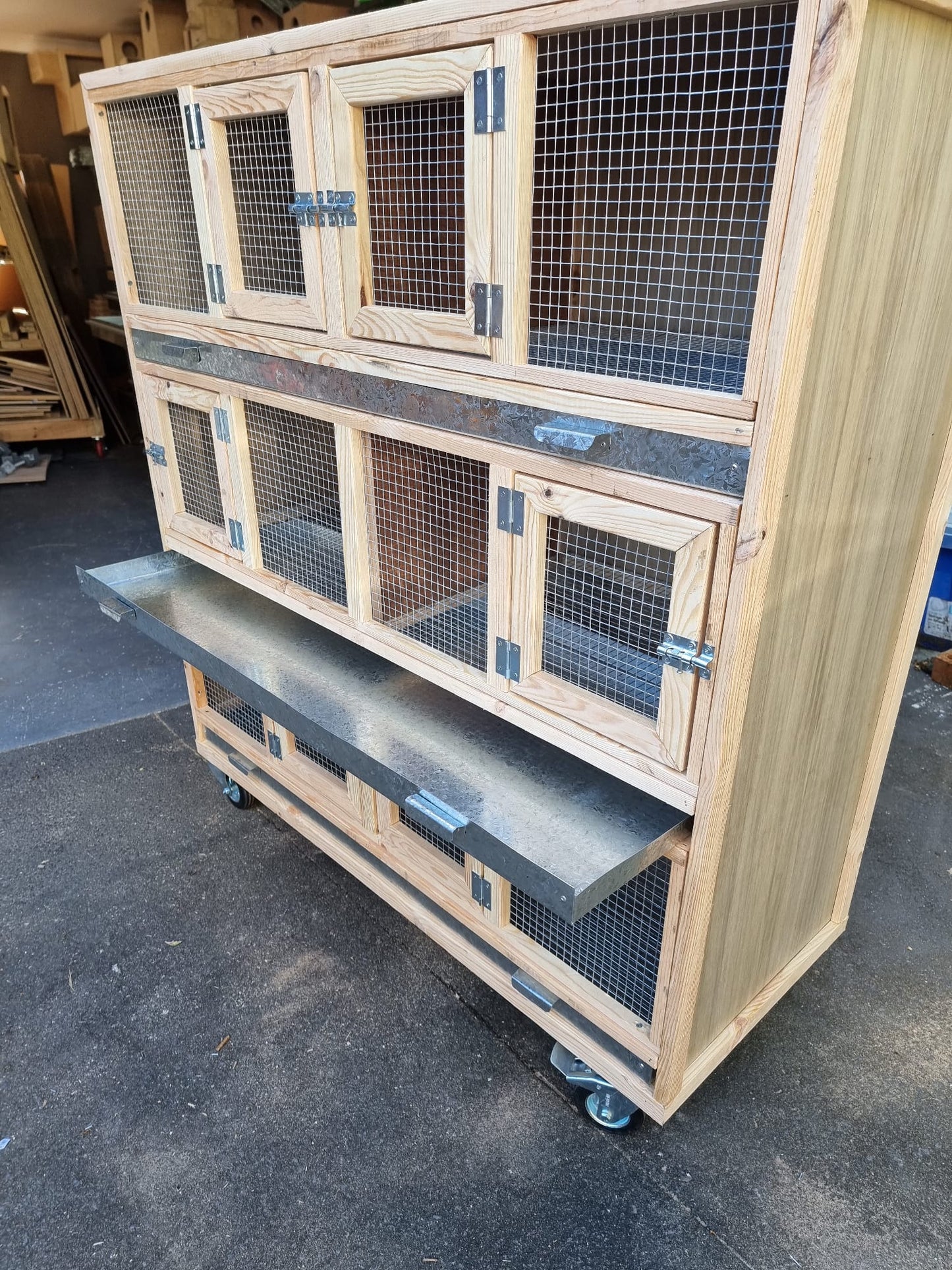 Pigeon breeding cabinet 6 bay